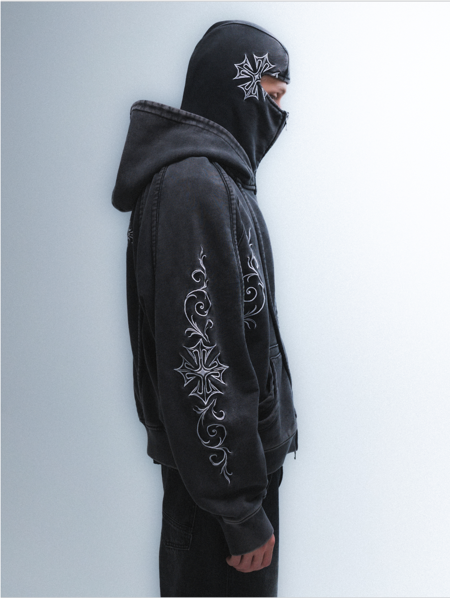 Holy Phantom ( white )