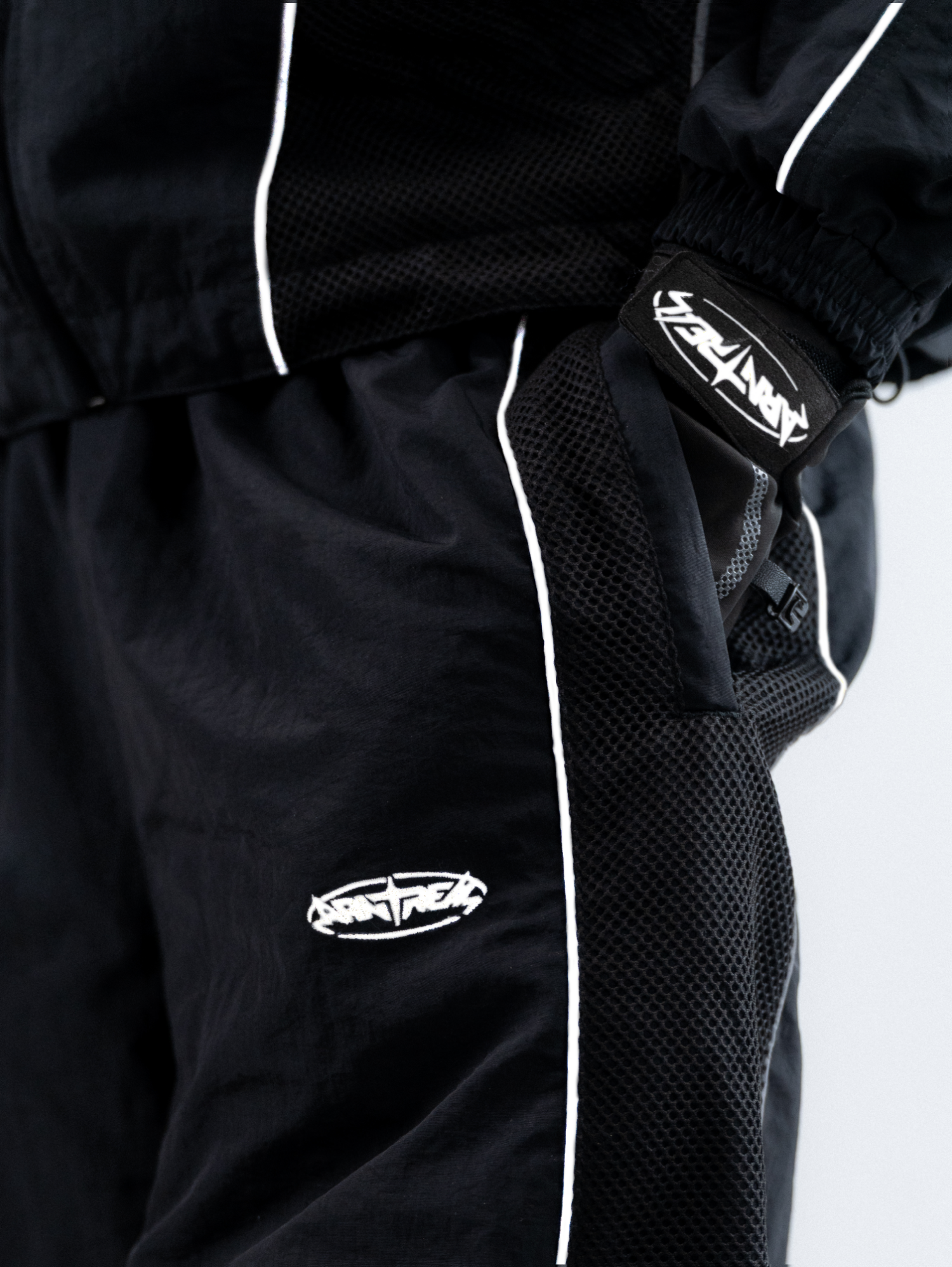 Eclipse Trackpant - PRECOMMANDE
